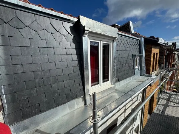 Chantier de toiture, métropole lilloise